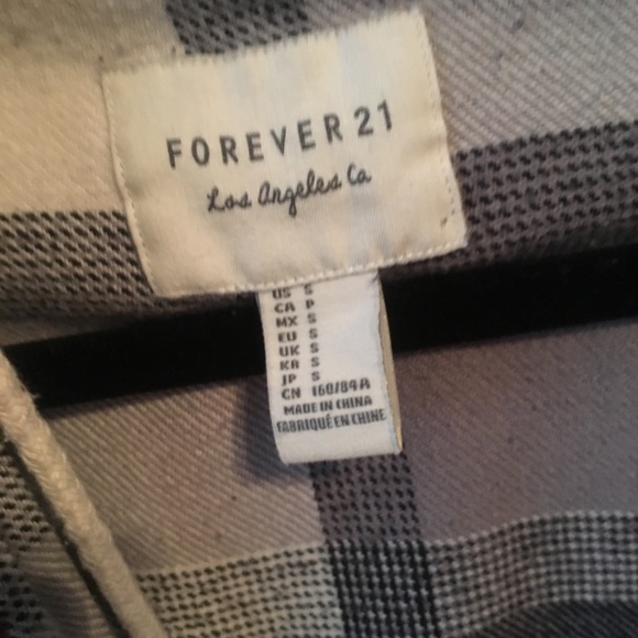 Forever 21 Flannel with hood - Picture 4 of 4